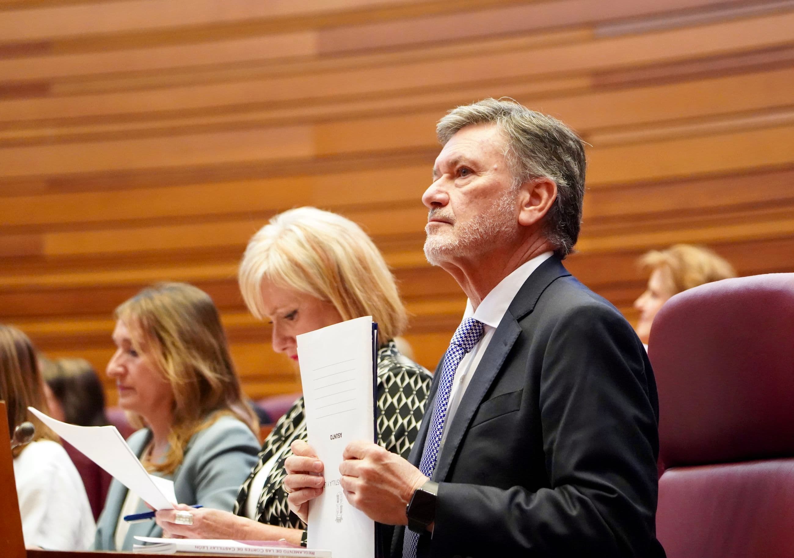 Sesón constitutiva de las Cortes de Castilla y León de la XII Legislatura. | Leticia Pérez / ICAL