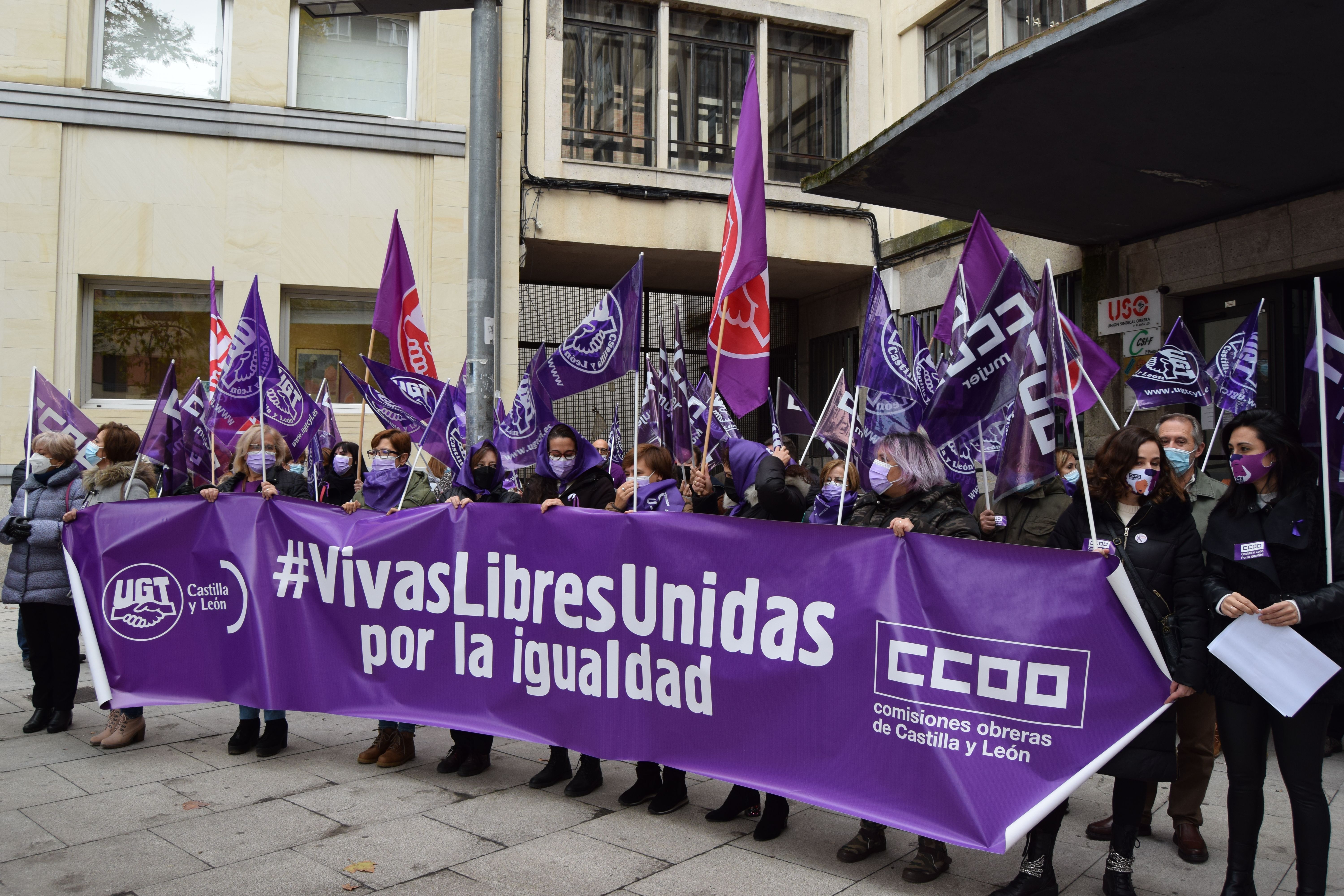 CCOO y UGT se manifiestan en Zamora este 25N