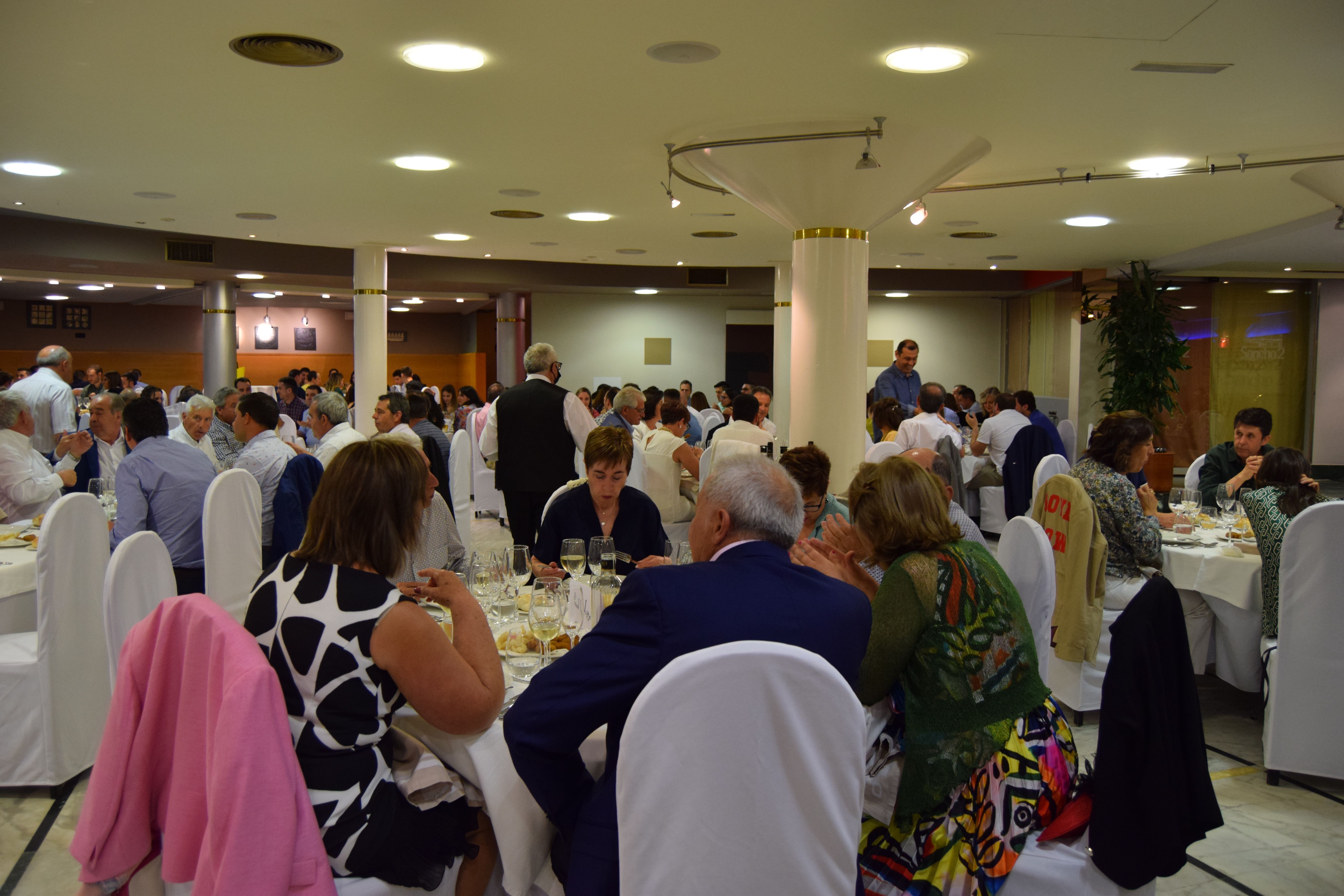 Cena en reconocimiento a los trabajadores jubilados de Caja Rural Zamora (7)