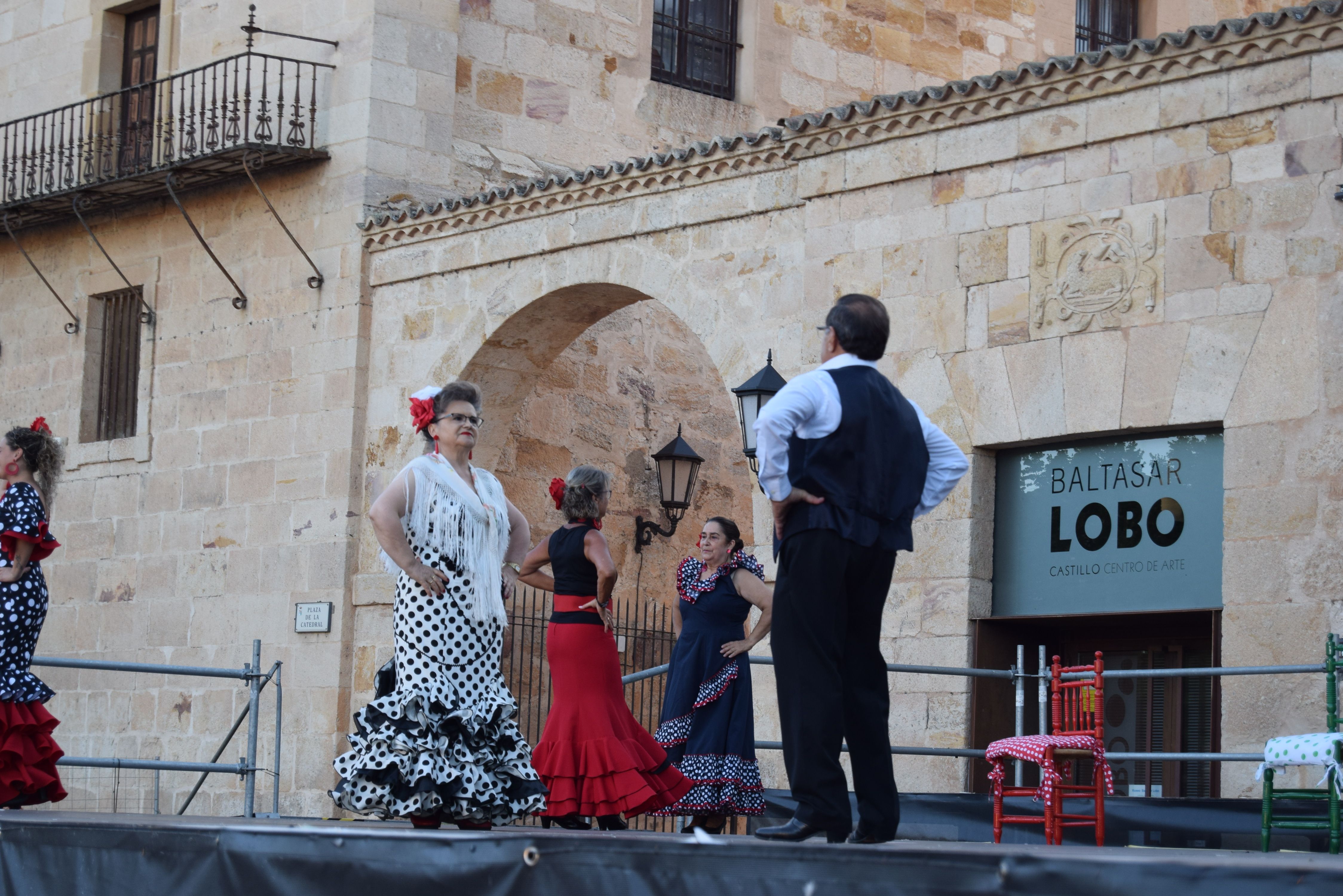 Añoranza despliega su arte con el flamenco (1)