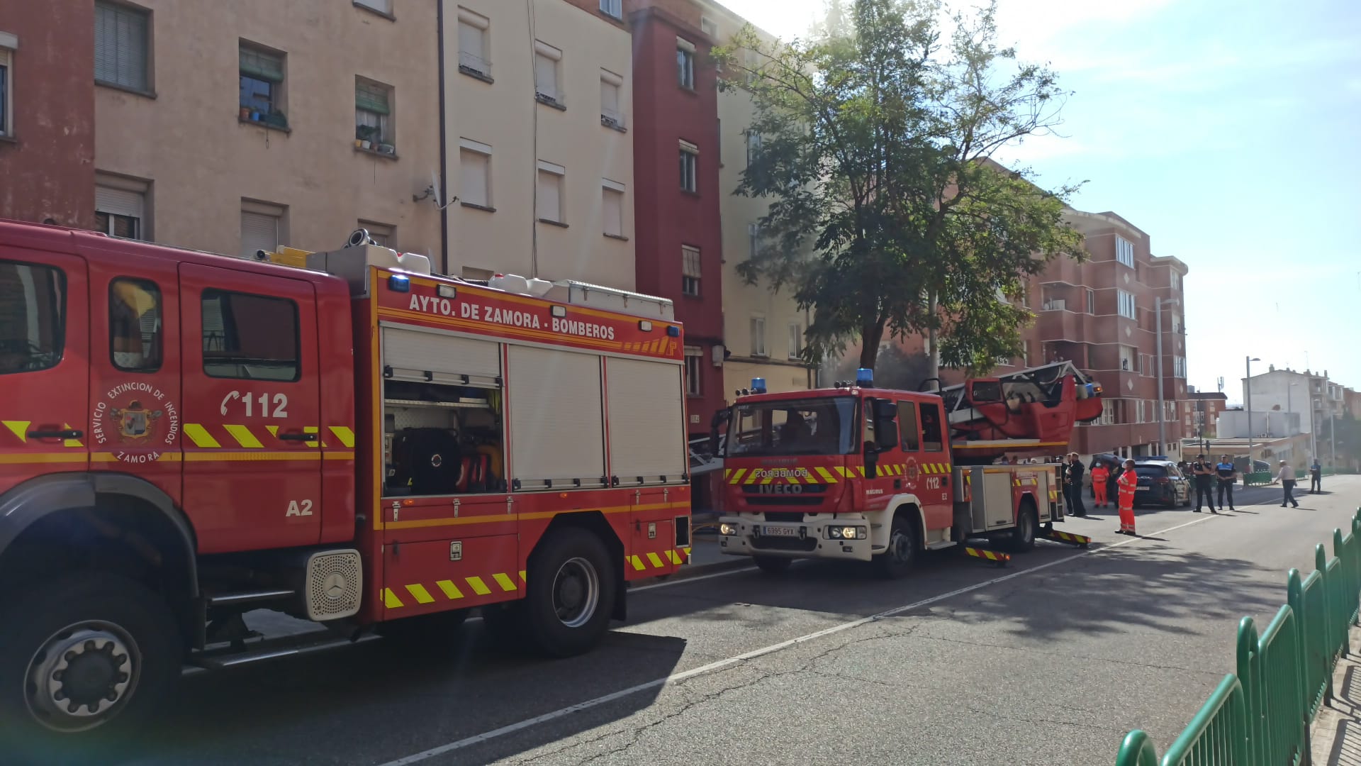 Incendio en una vivienda en la avenida de Galicia. Archivo