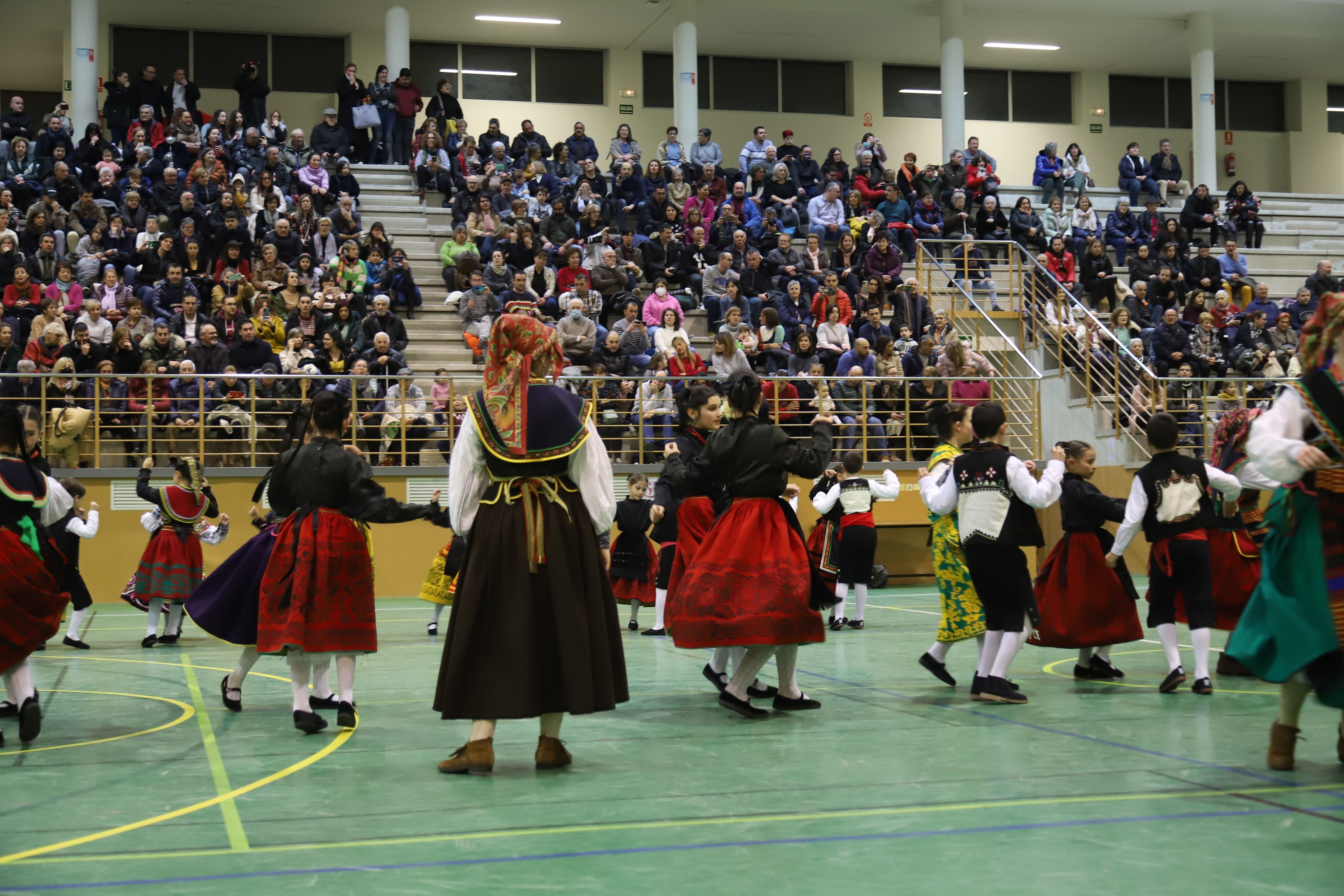 Festival Benéfico de Doña Urraca a favor de AZAYCA Zamora  (1)