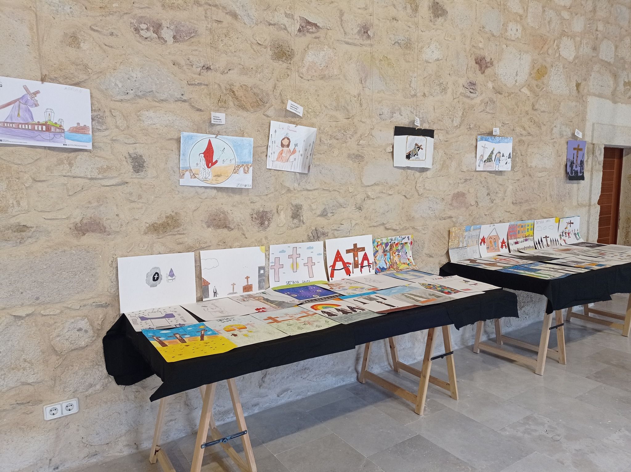 Exposición VI Concurso de Dibujo Infantil, Luz Penitente