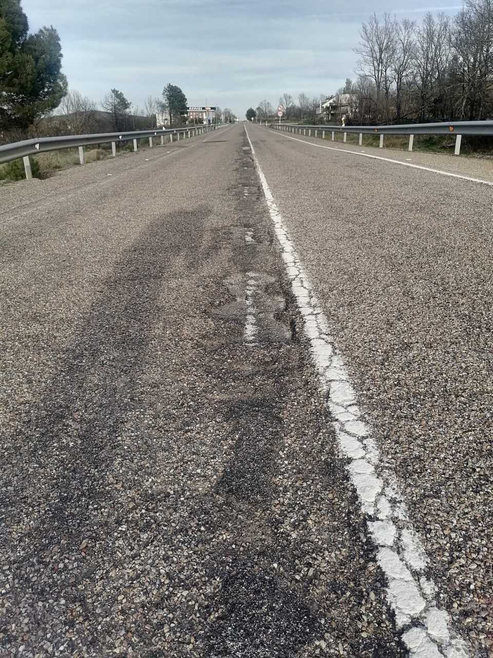 Denuncian el estado “lamentable” del tramo de la carretera N 631 entre Tábara y Rionegro del Puente