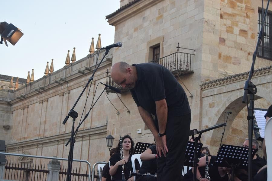  Banda de Música Maestro Nacor 2018 catedral (35) 