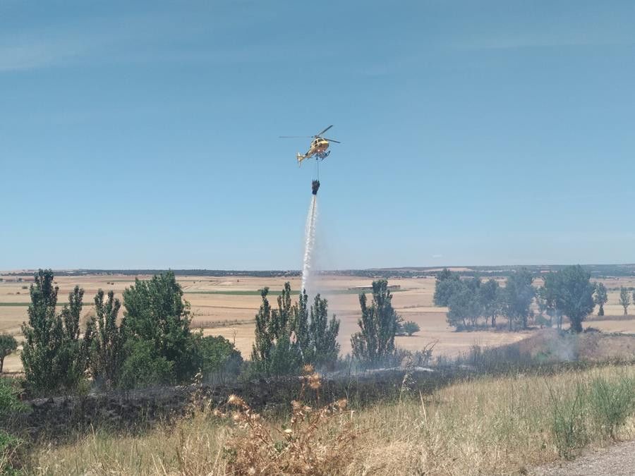 Incendio entrala helicoptero (3)