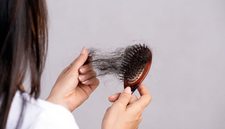 Cómo frenar la caída del cabello remedios caseros